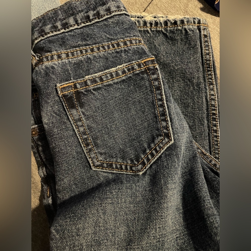 Boys old navy size 7 Loose
